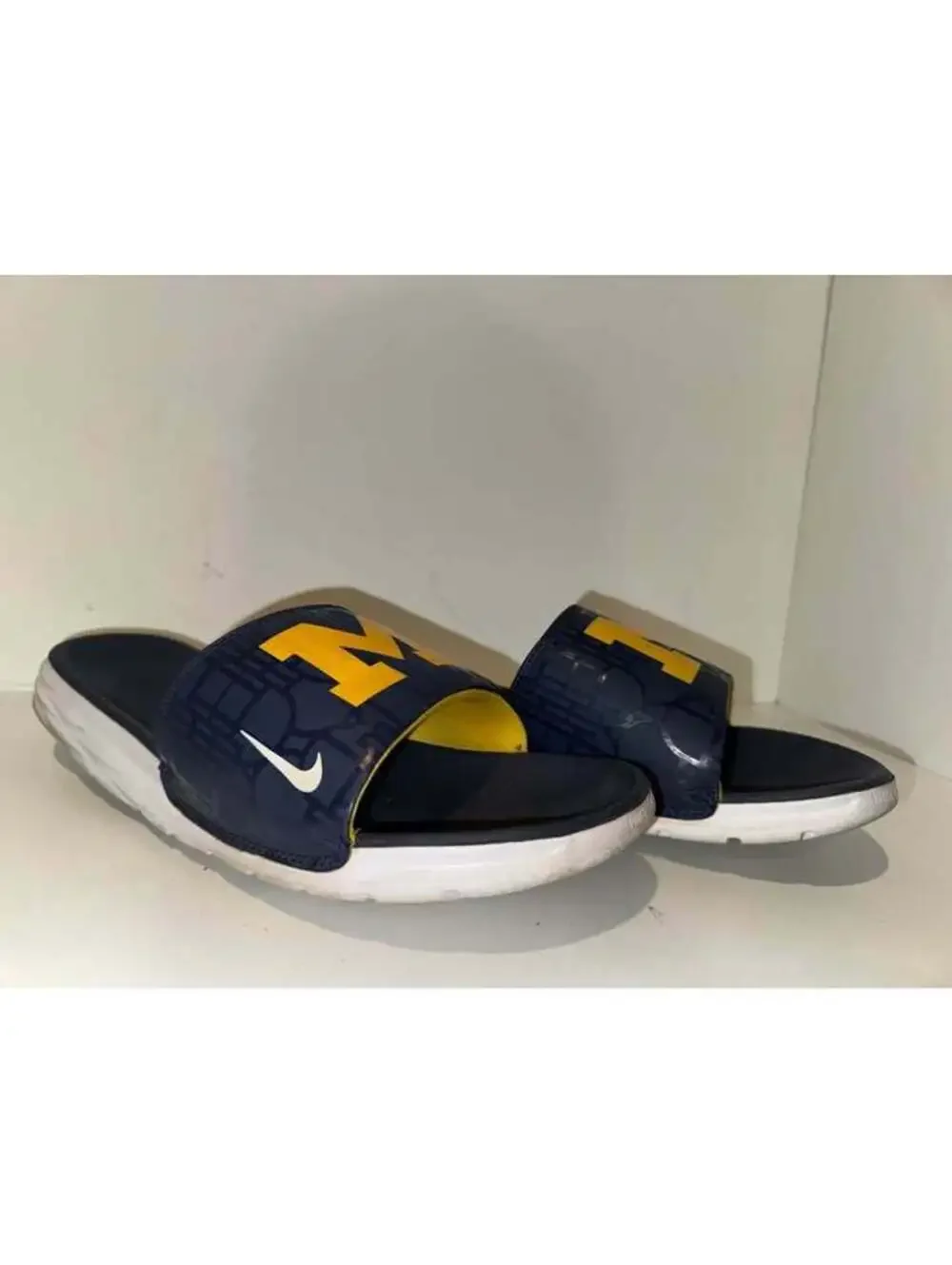 Michigan Wolverines Nike Slides Navy Yellow Size 12